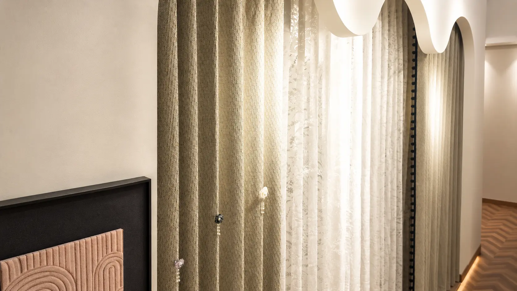 Curtain heading and track detail